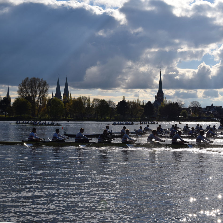 Manschaftsruderboote